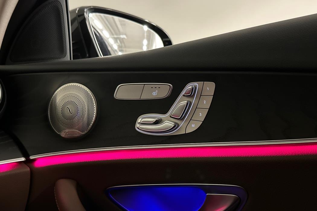 MERCEDES-BENZ E 2021