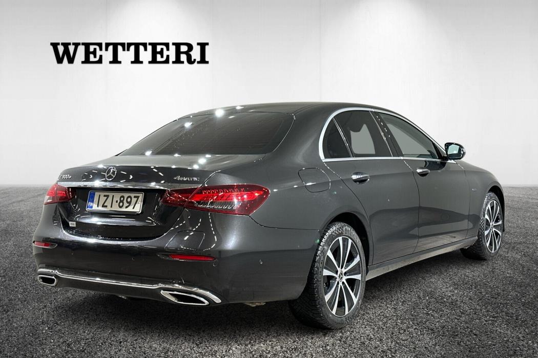 MERCEDES-BENZ E 2021