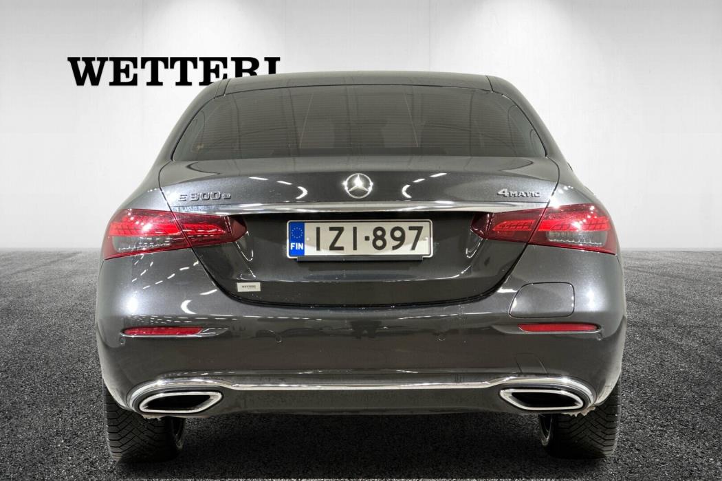 MERCEDES-BENZ E 2021