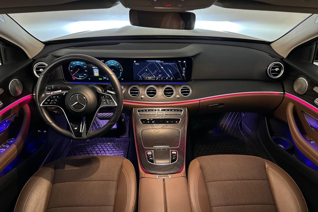 MERCEDES-BENZ E 2021