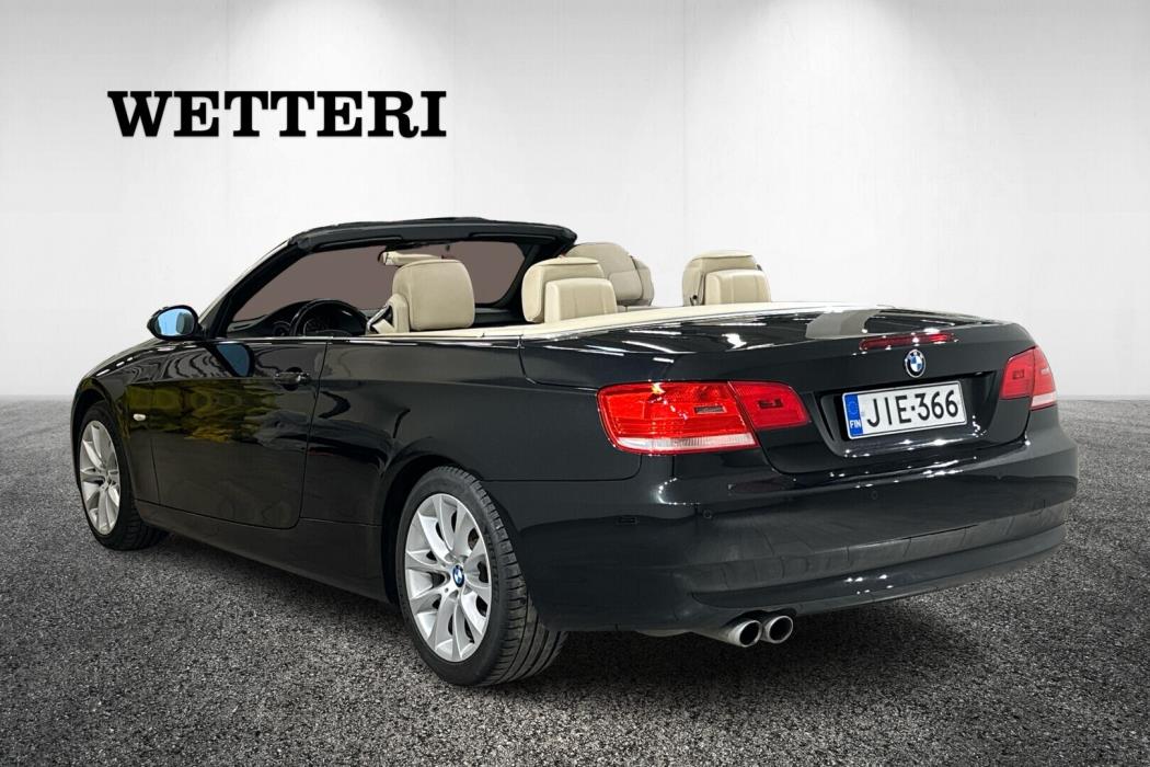 BMW 325 2008