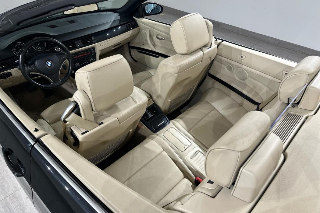 BMW 325 2008
