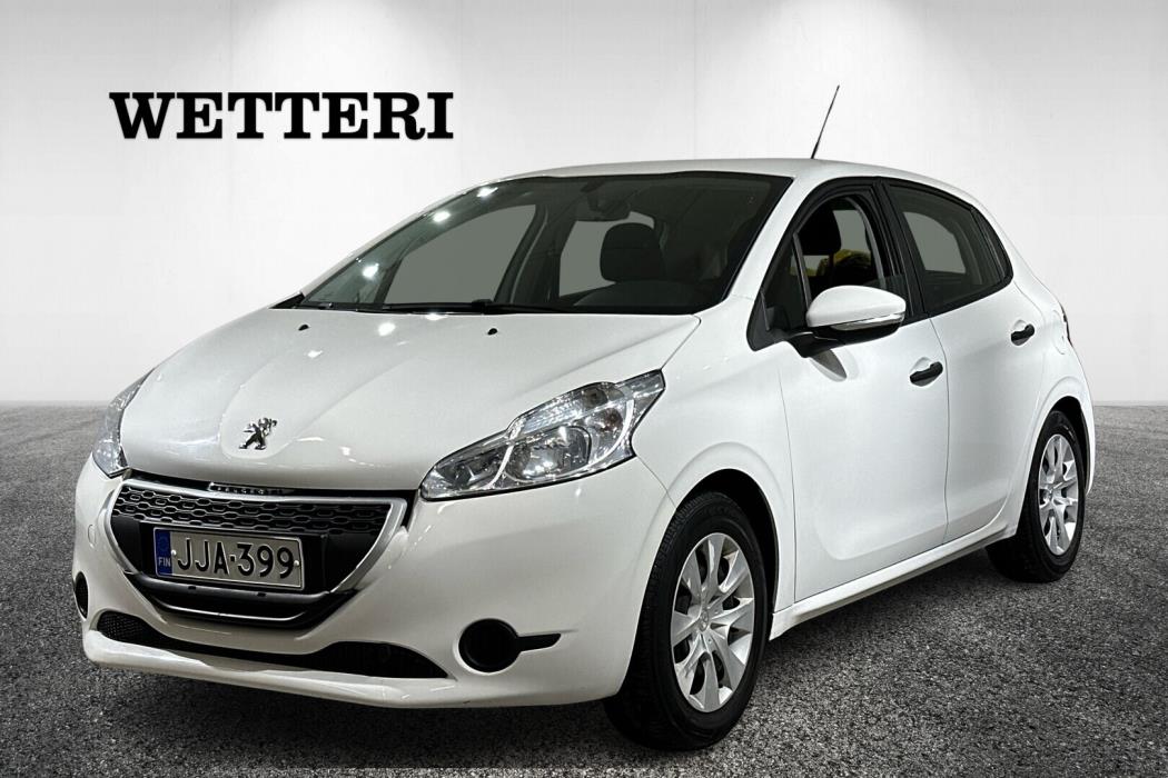 PEUGEOT 208 2013