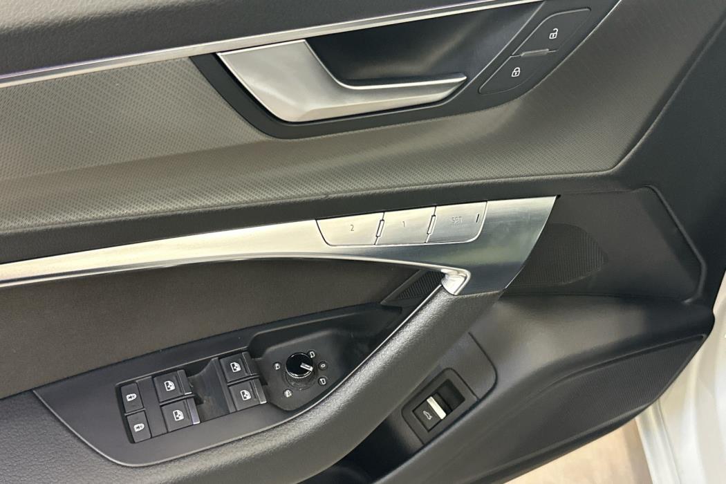 AUDI A6 2019
