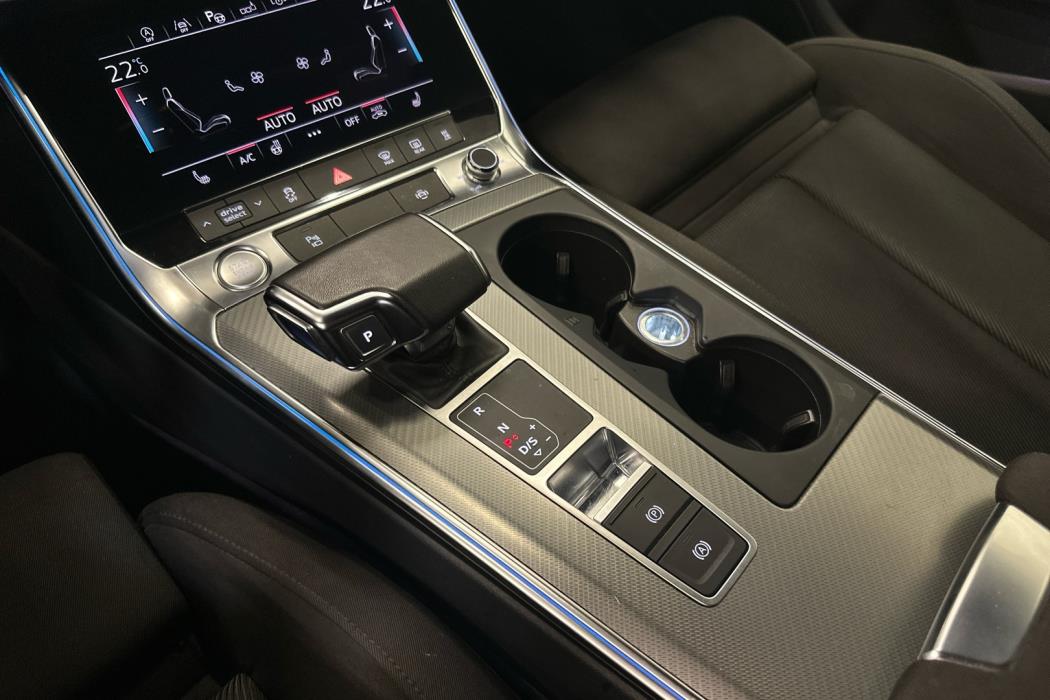 AUDI A6 2019