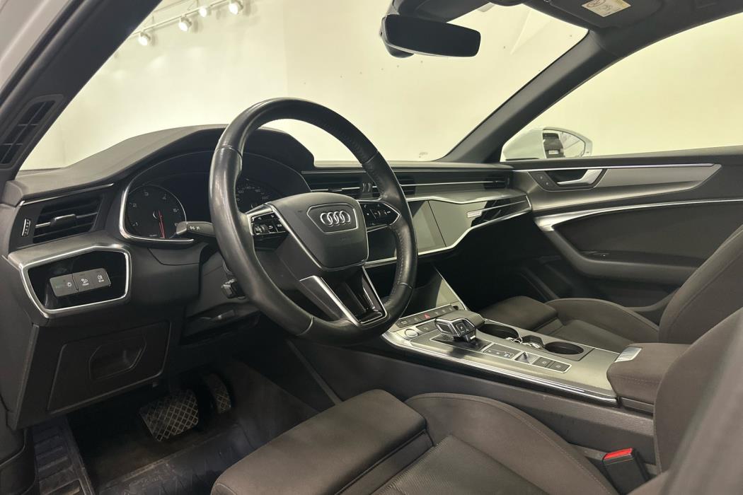 AUDI A6 2019