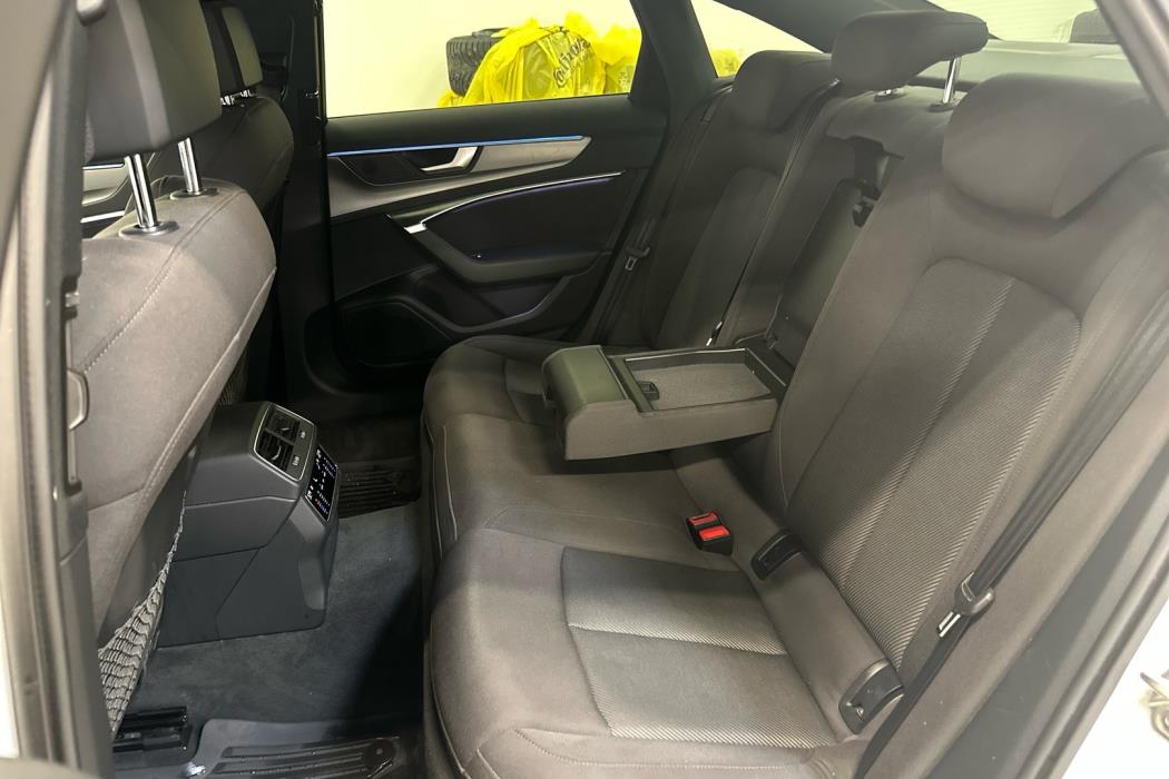 AUDI A6 2019