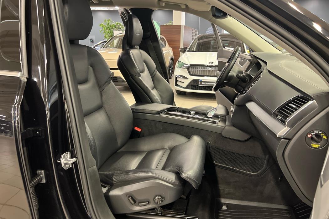 VOLVO XC90 2020