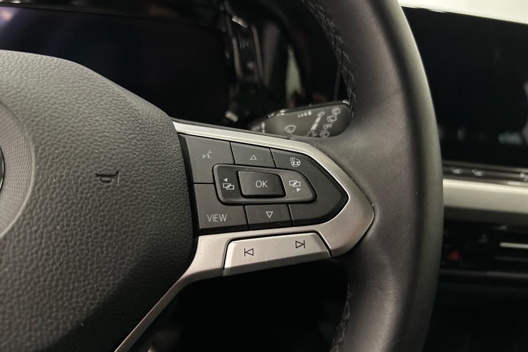 VOLKSWAGEN Golf 2020