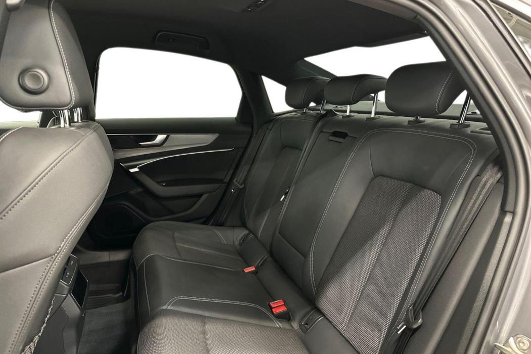 AUDI A6 2021