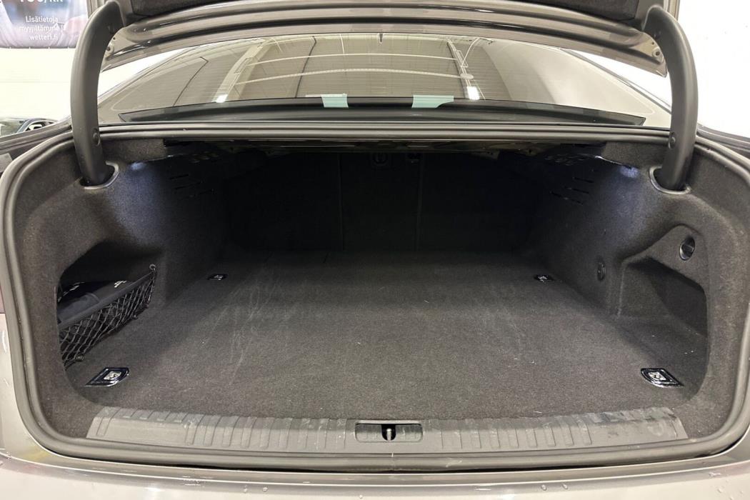 AUDI A6 2021