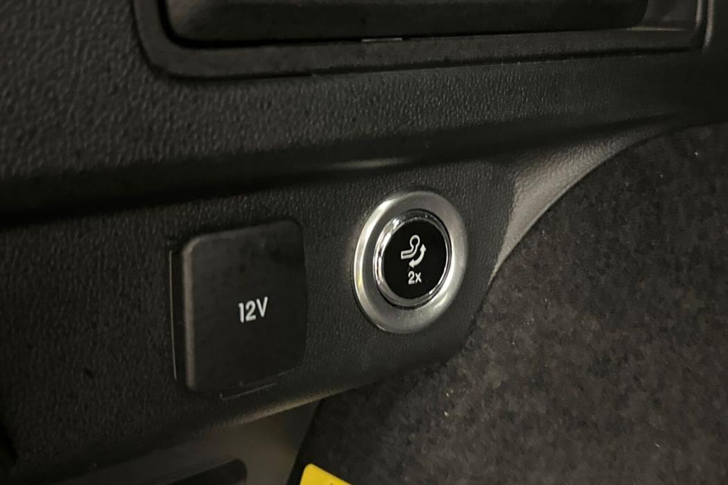 FORD Kuga 2023