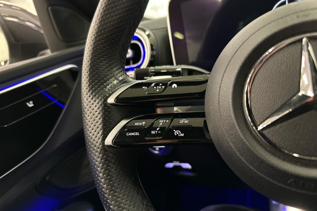 MERCEDES-BENZ C 2023