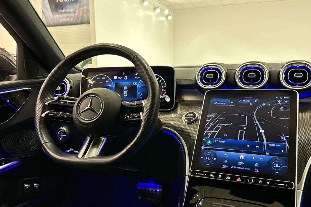 MERCEDES-BENZ C 2023