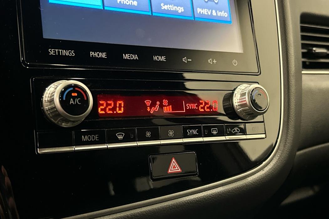 MITSUBISHI Outlander PHEV 2021