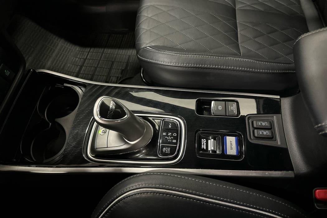 MITSUBISHI Outlander PHEV 2021