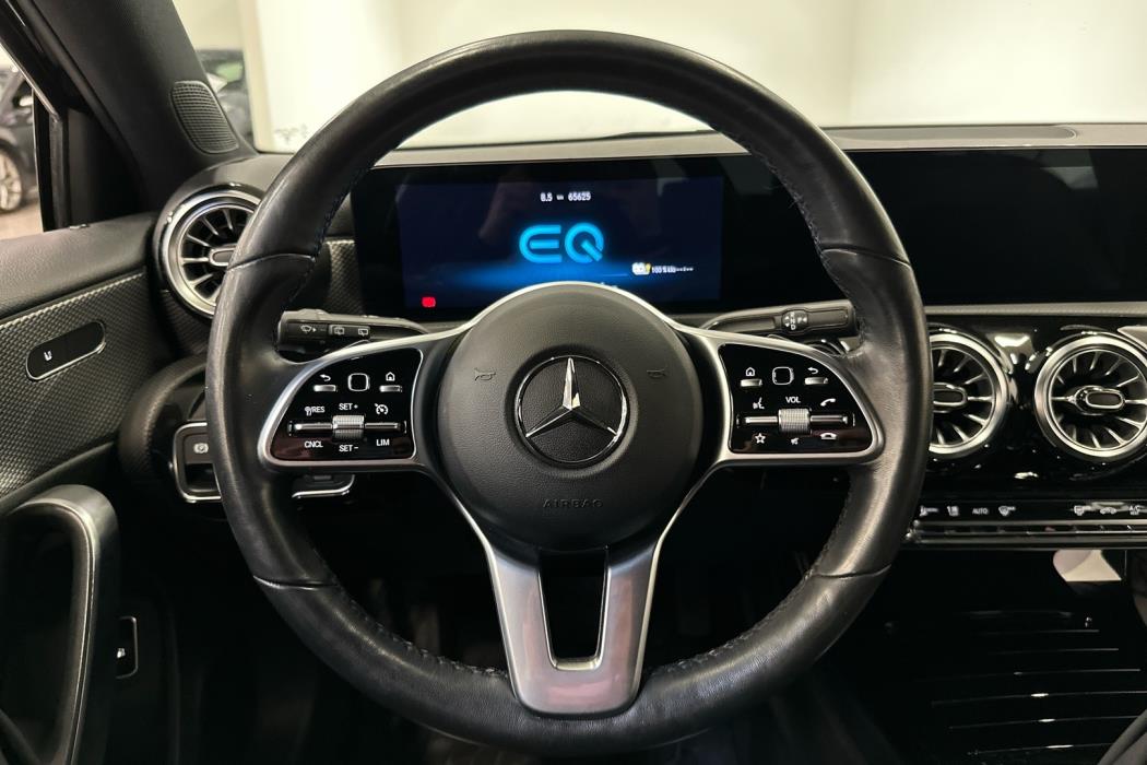 MERCEDES-BENZ A 2021