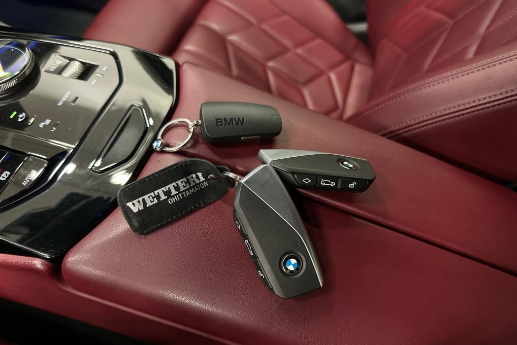 BMW i5 2024