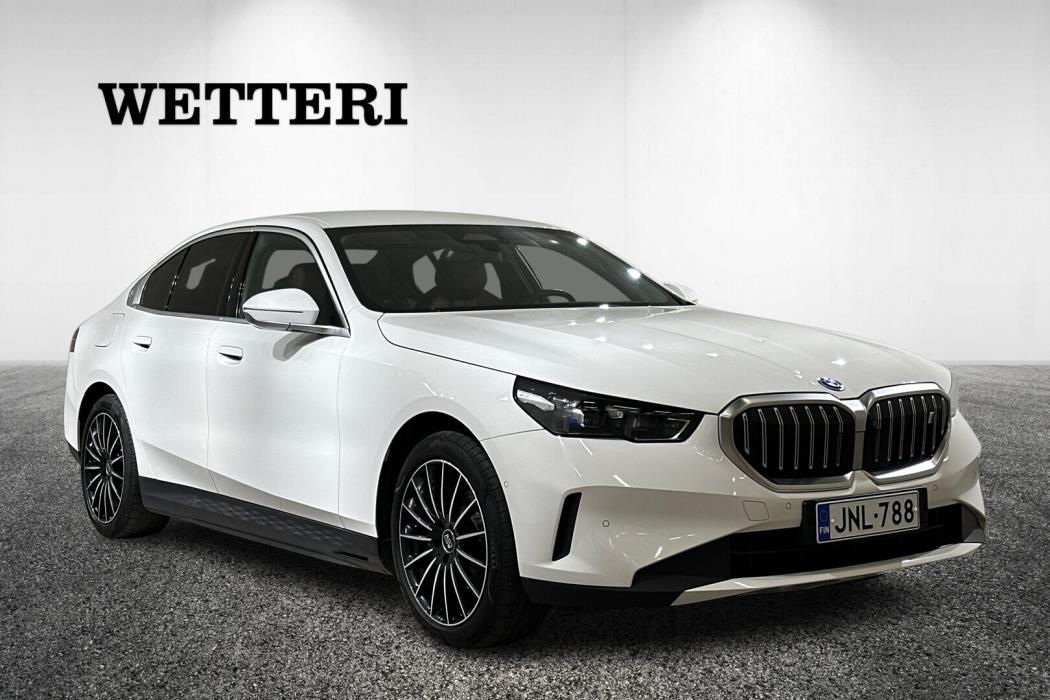 BMW i5 2024