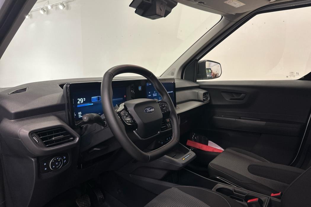 FORD TRANSIT COURIER 2025