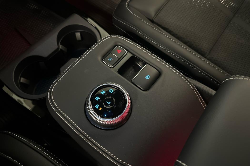 FORD Mustang Mach-E 2025