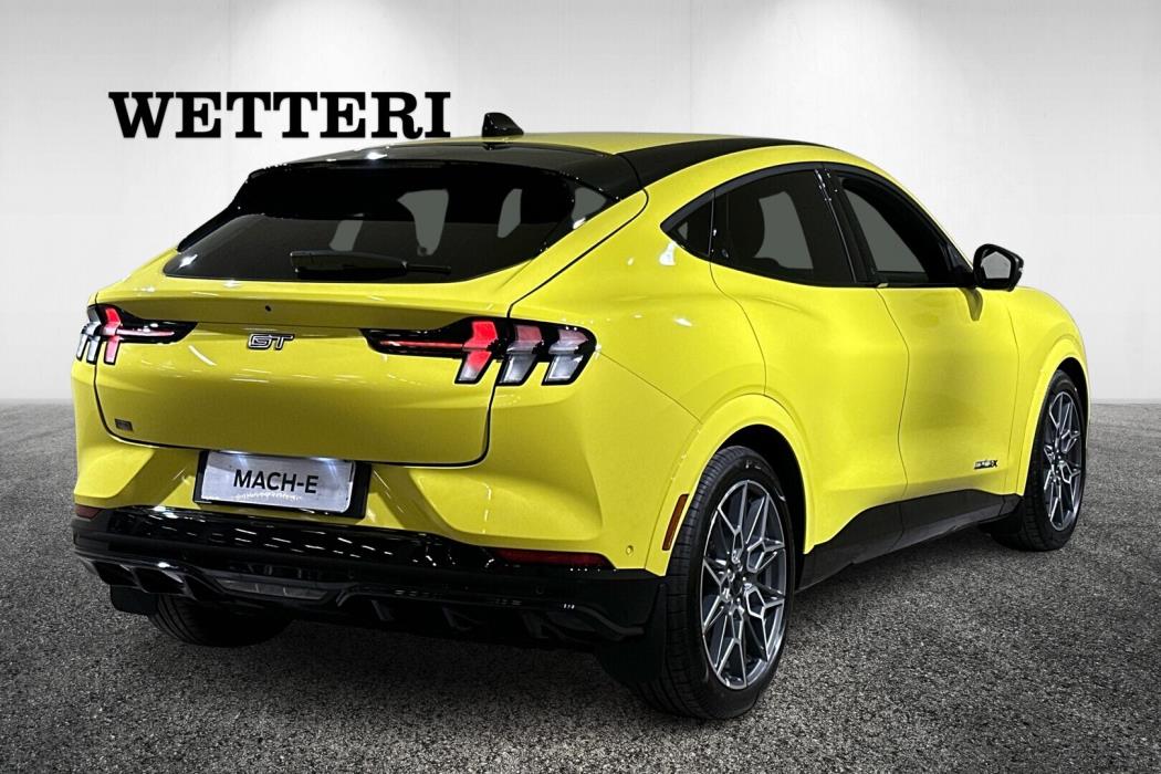 FORD Mustang Mach-E 2025