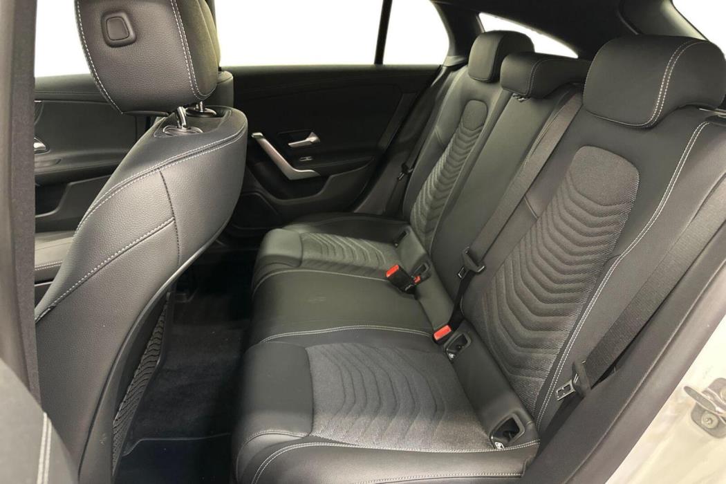 MERCEDES-BENZ CLA 2025