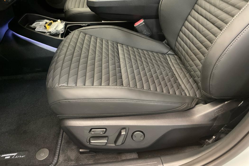 KIA EV4 2026