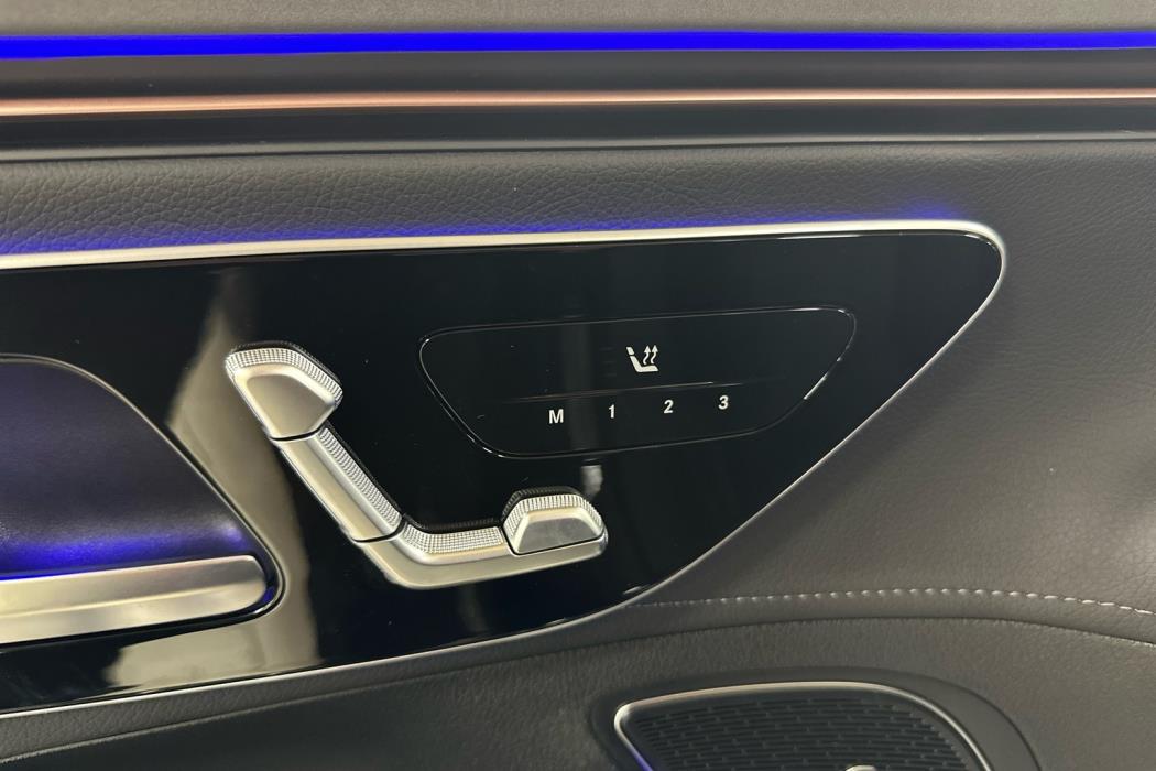 MERCEDES-BENZ EQE 2025