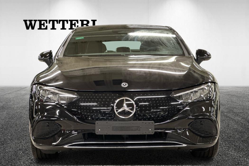 MERCEDES-BENZ EQE 2025