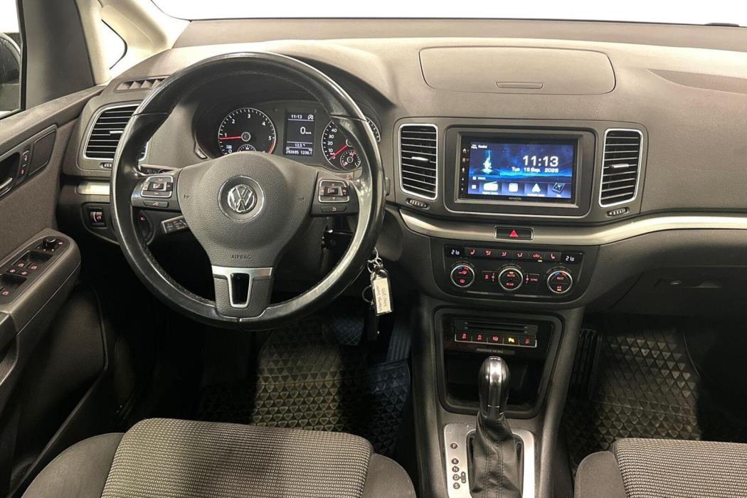 VOLKSWAGEN Sharan 2013