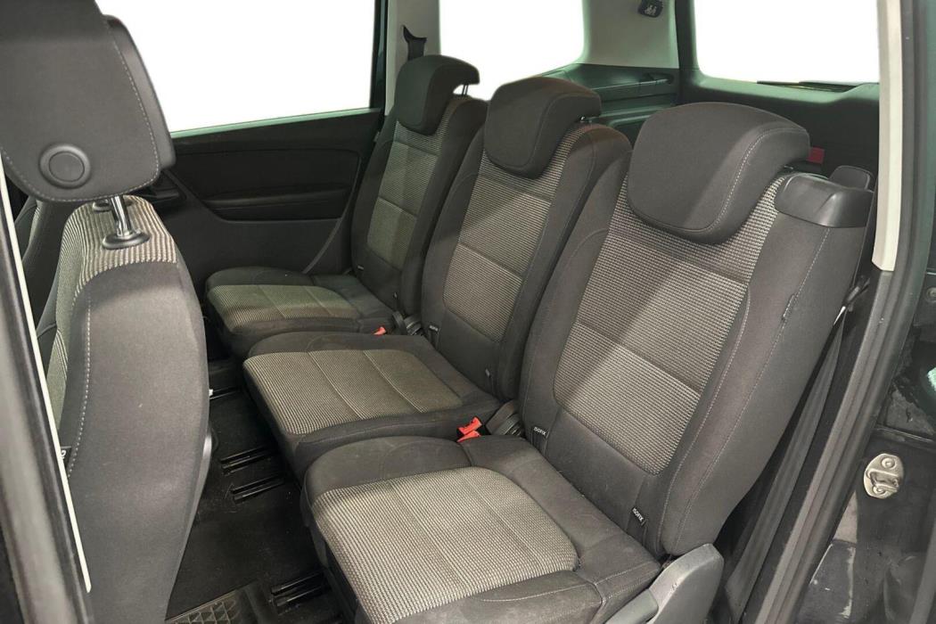 VOLKSWAGEN Sharan 2013