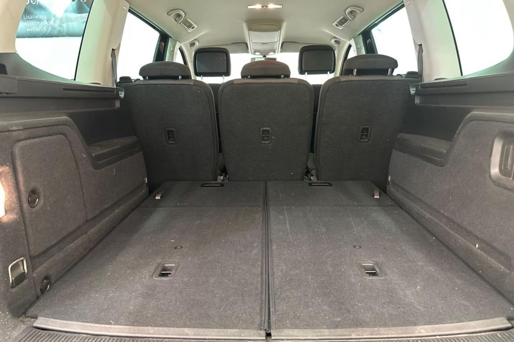 VOLKSWAGEN Sharan 2013