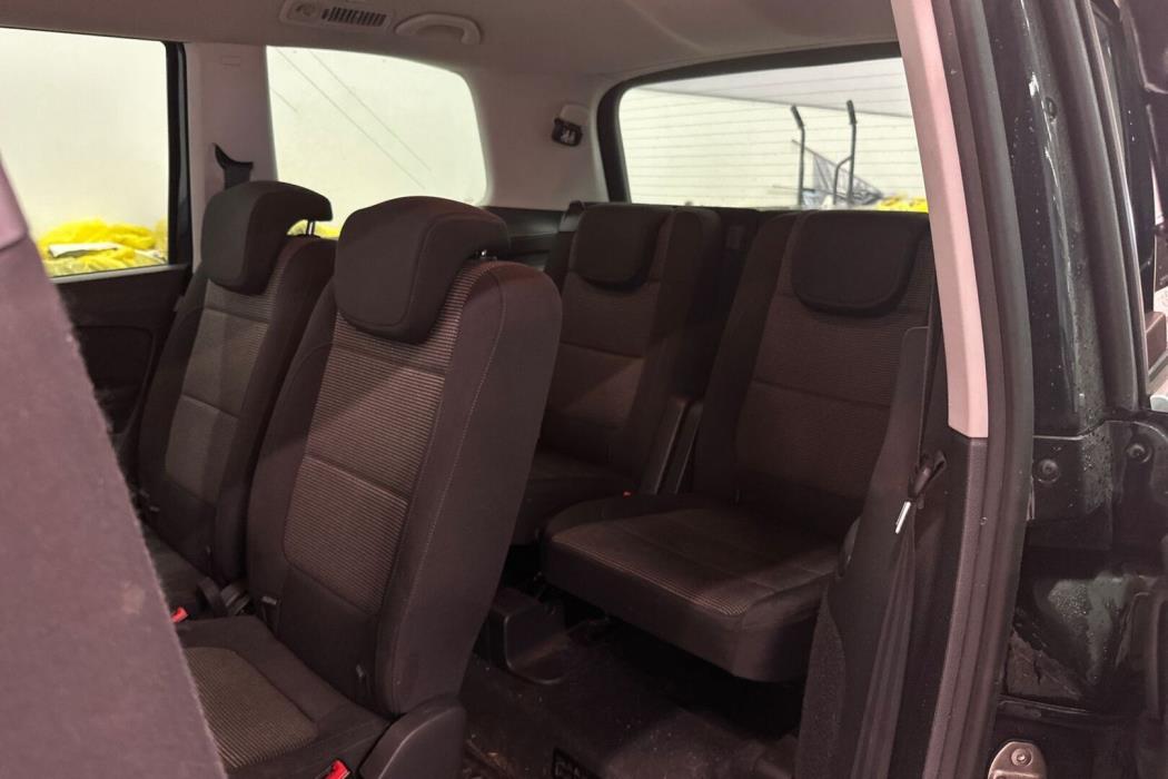 VOLKSWAGEN Sharan 2013