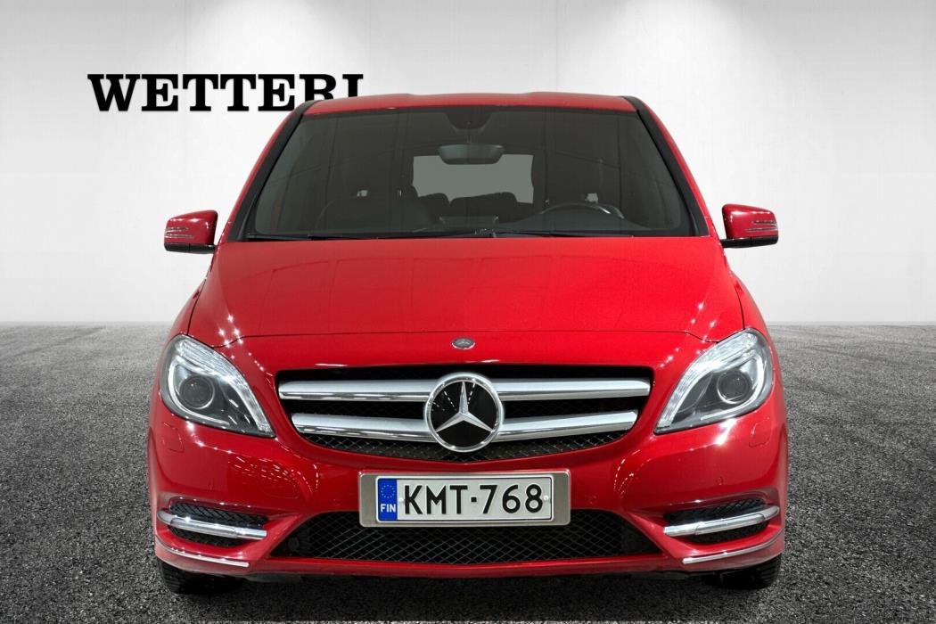 MERCEDES-BENZ B 2013