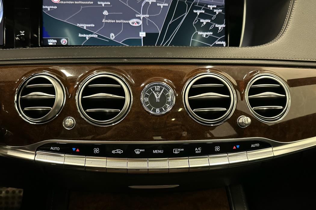 MERCEDES-BENZ S 2015