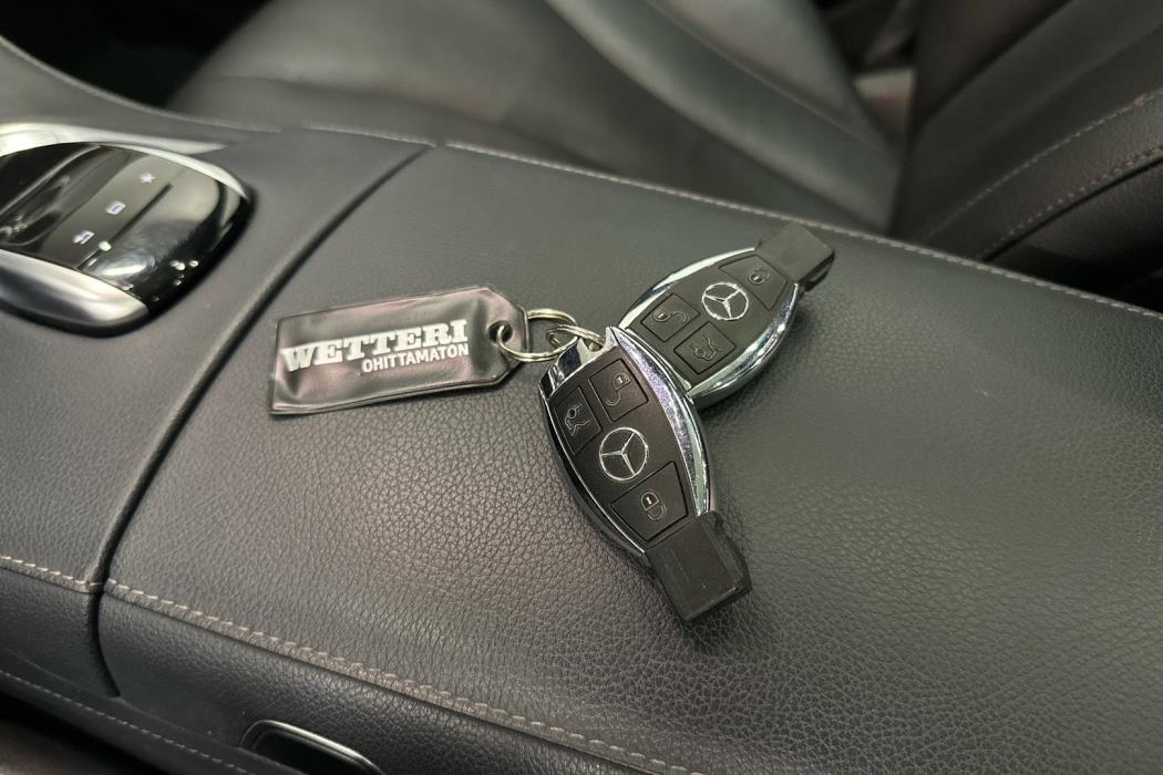 MERCEDES-BENZ S 2015