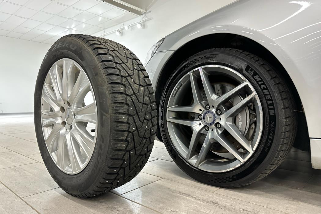 MERCEDES-BENZ S 2015