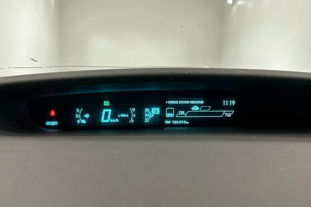 TOYOTA Prius Plug-in 2015