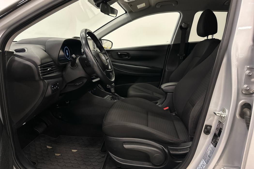 HYUNDAI i20 Hatchback 2021