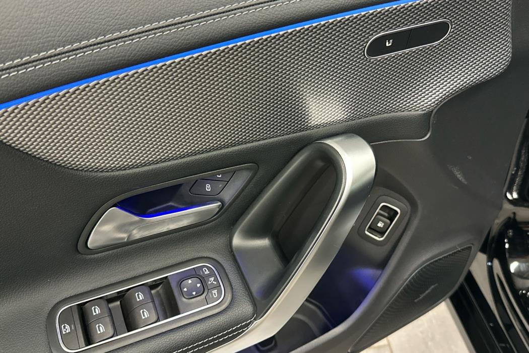 MERCEDES-BENZ CLA 2021