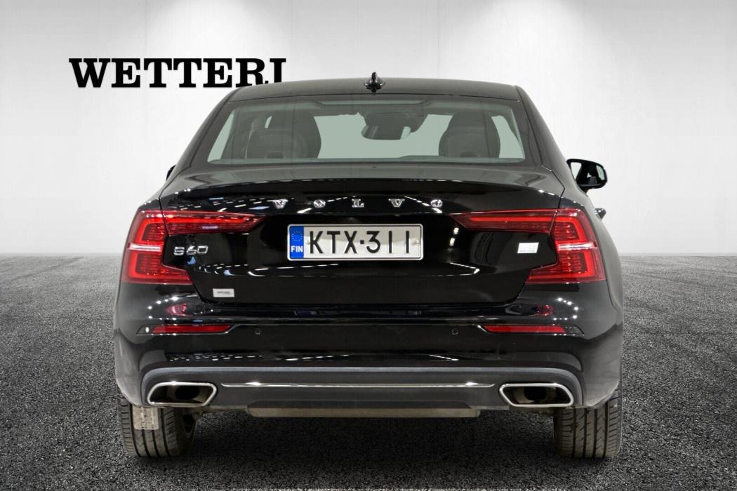 VOLVO S60 2021