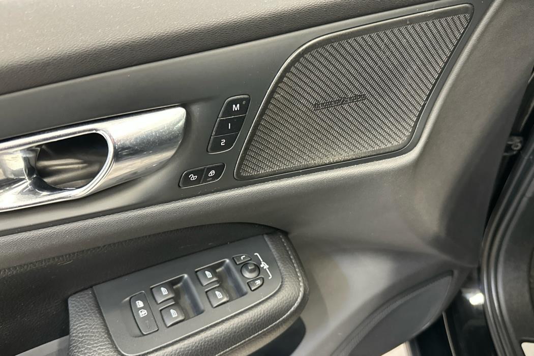 VOLVO S60 2021