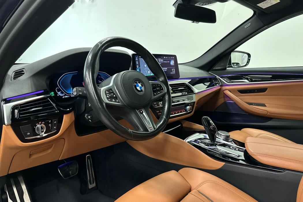 BMW 545 2021