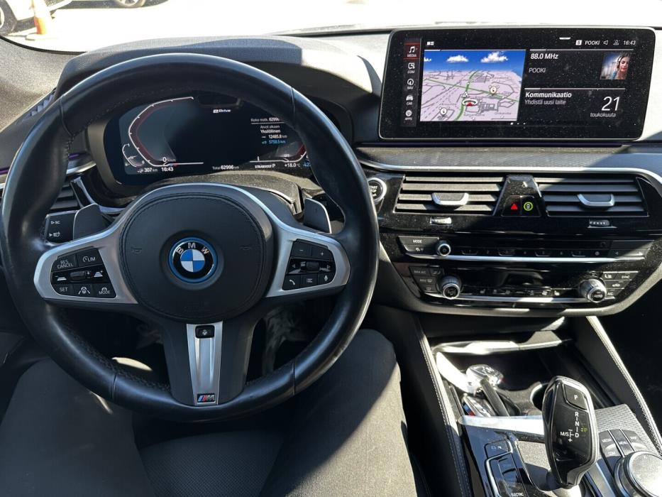 BMW 530 2023