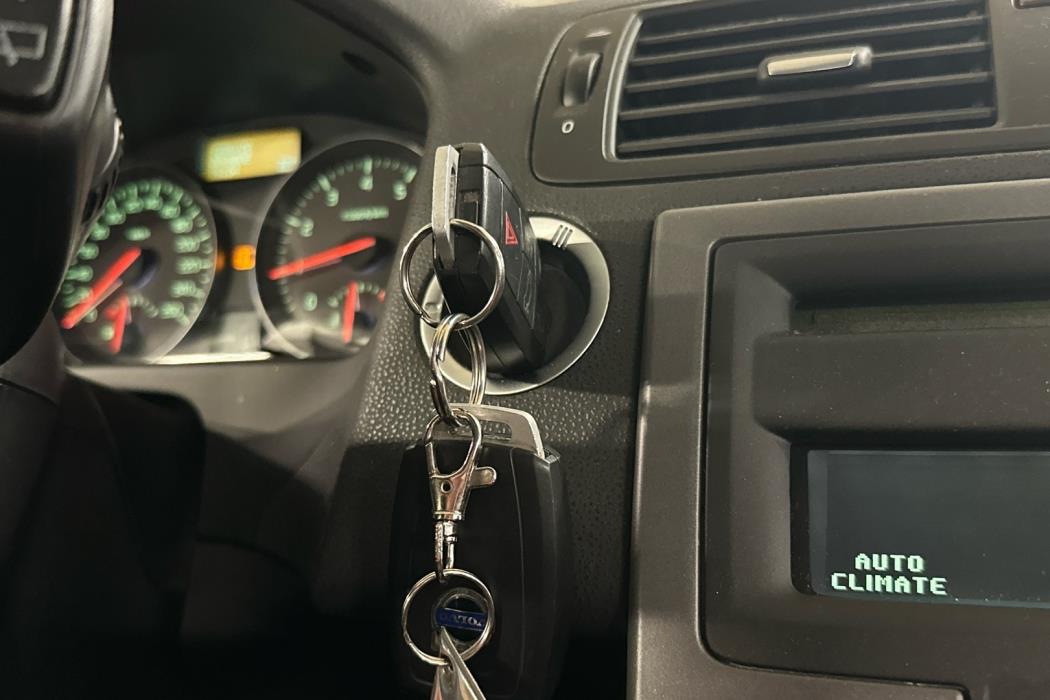 VOLVO C30 2008
