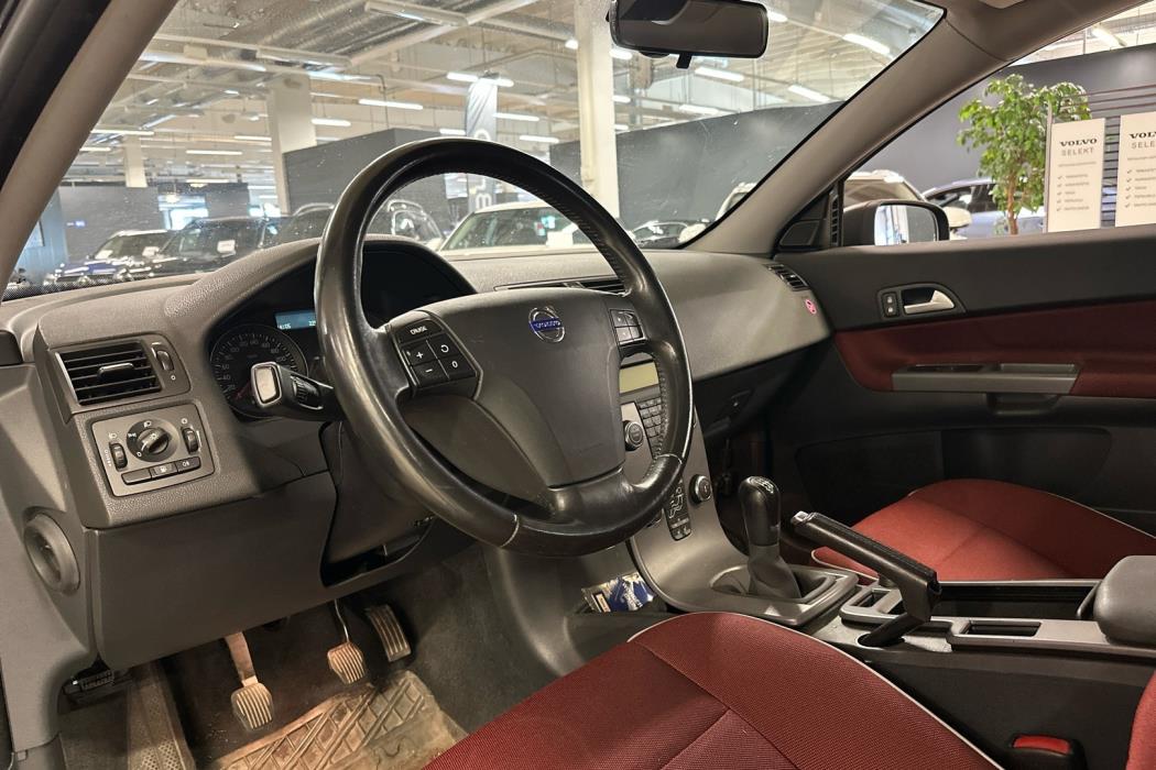 VOLVO C30 2008