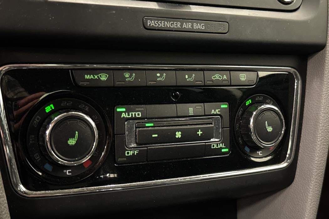 SKODA Superb 2014