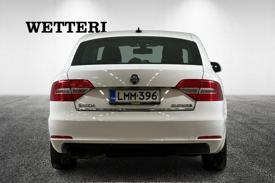 SKODA Superb 2014
