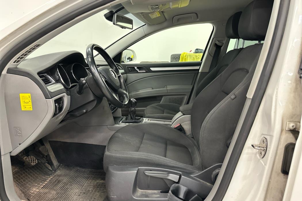 SKODA Superb 2014